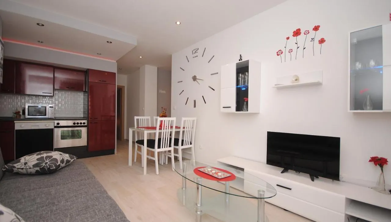 Holiday Apartments Lana Kastela