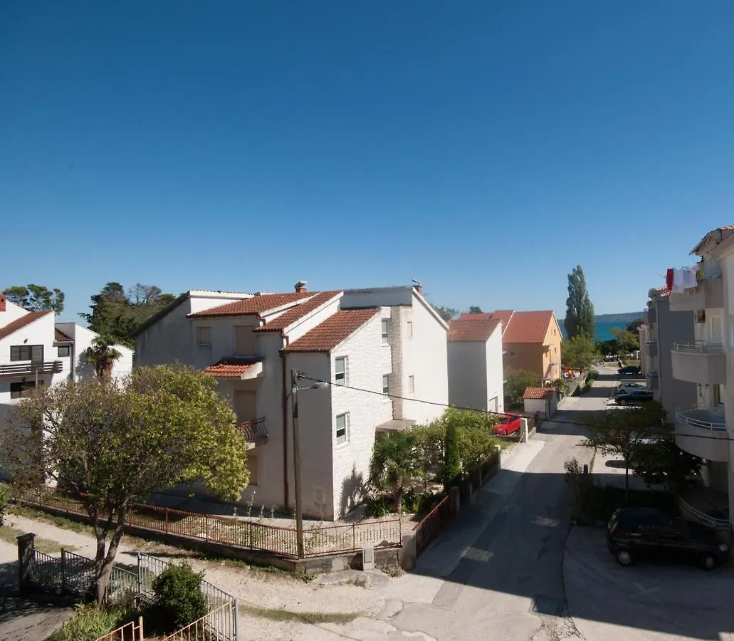 Holiday Apartments Lana Kastela