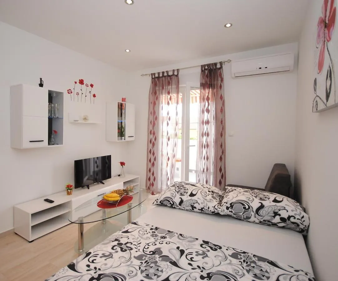Holiday Apartments Lana Kastela 0*,