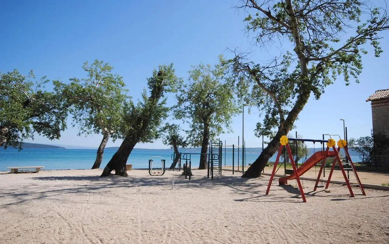 Holiday Apartments Lana Kastela