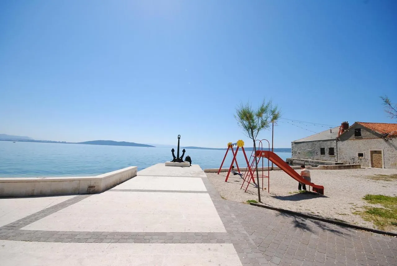 Holiday Apartments Lana Kastela