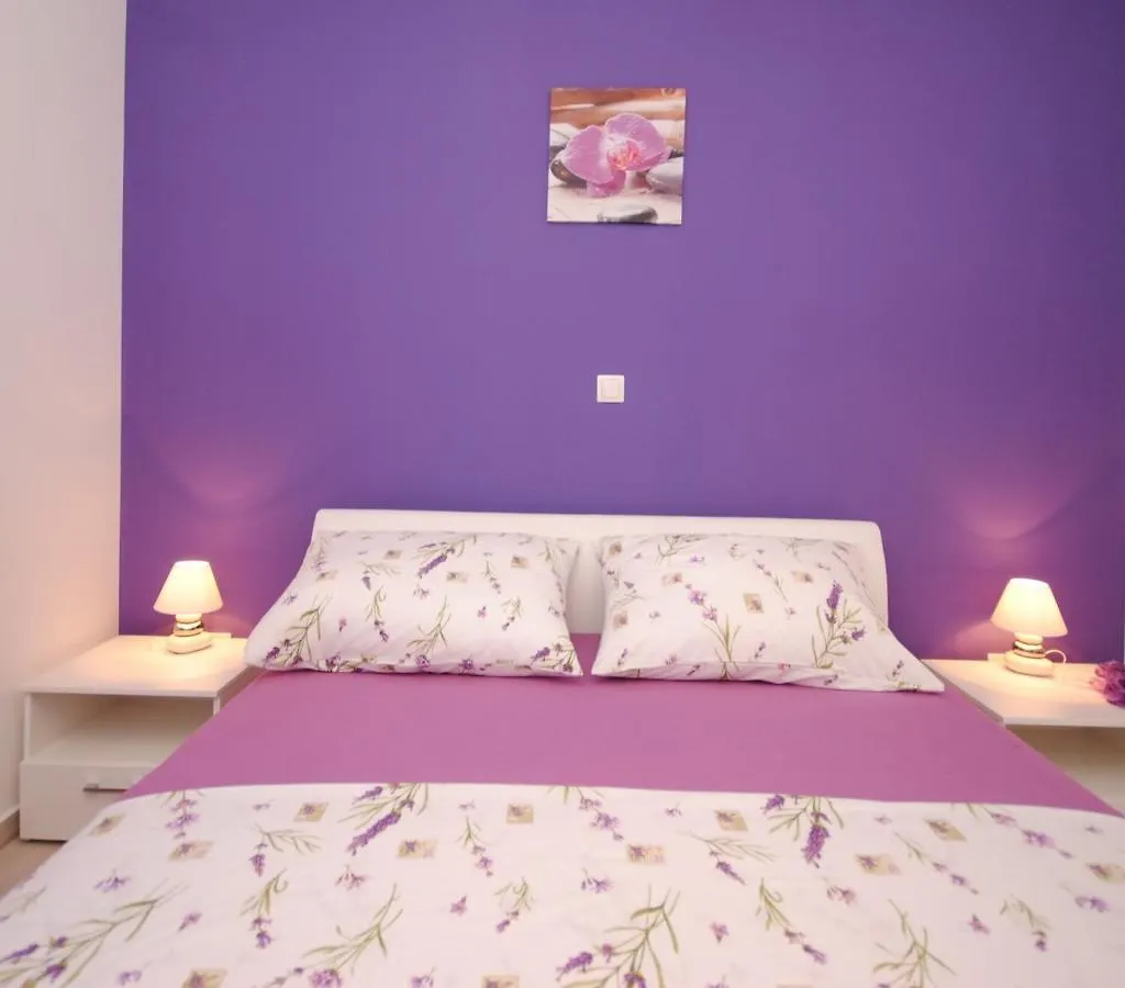 Holiday Apartments Lana Kastela