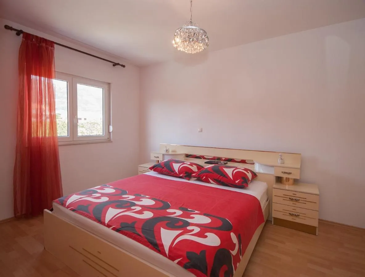 Holiday Apartments Lana Kastela
