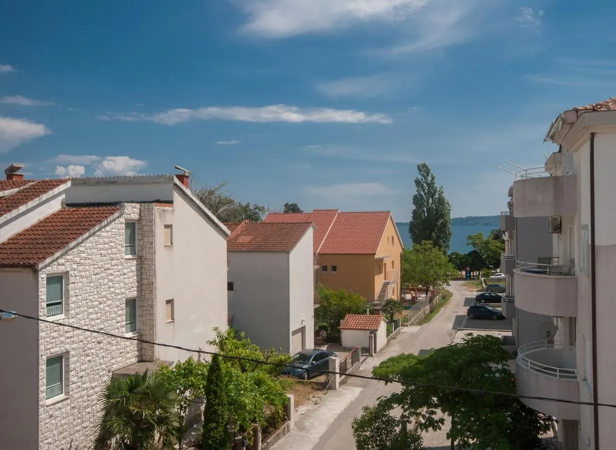 Holiday Apartments Lana Kastela 0*,