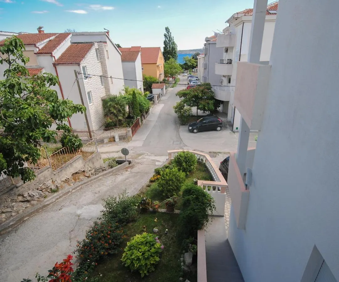 Holiday Apartments Lana Kastela Croatia