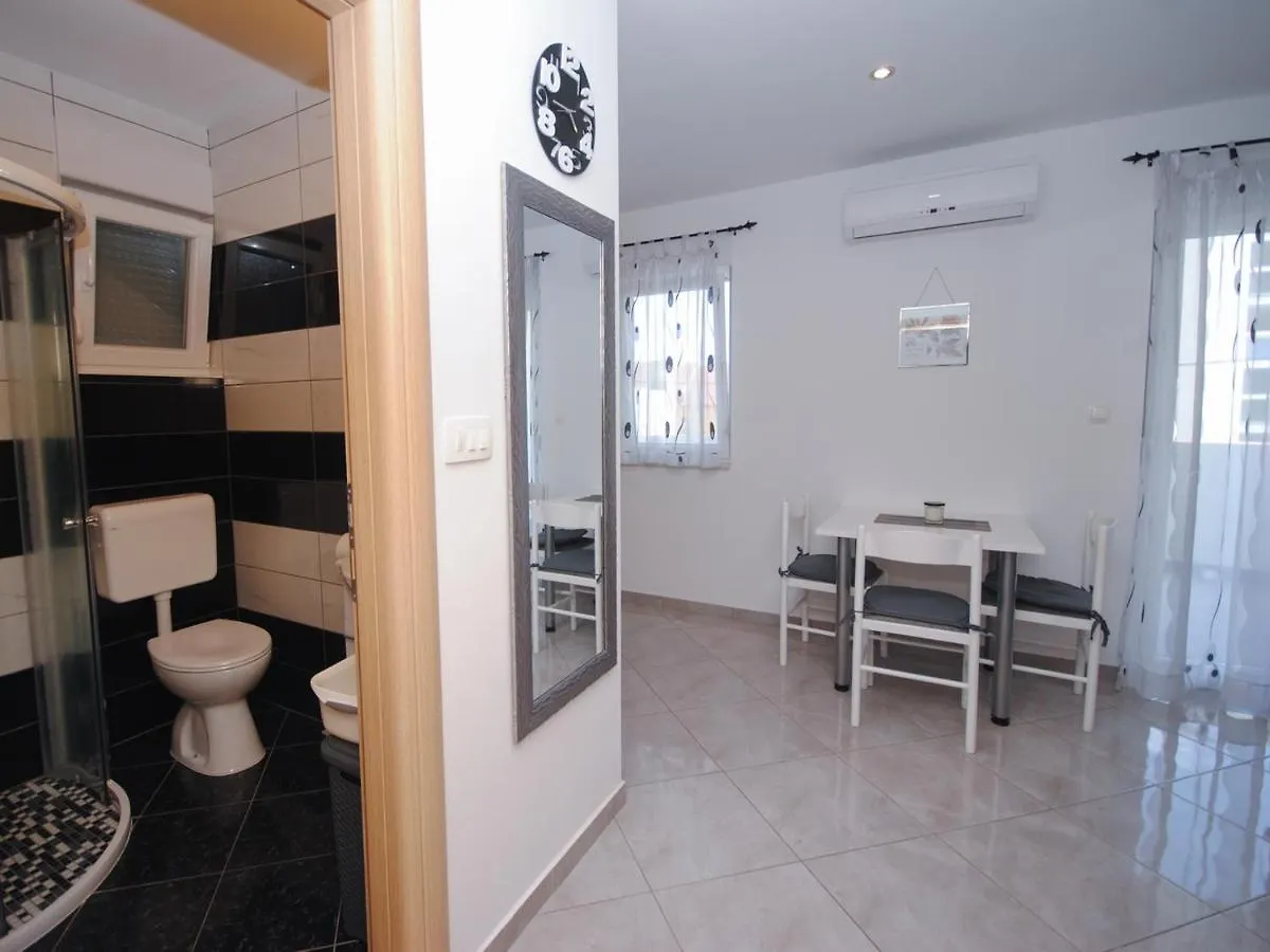 Holiday Apartments Lana Kastela 0*,  Croatia