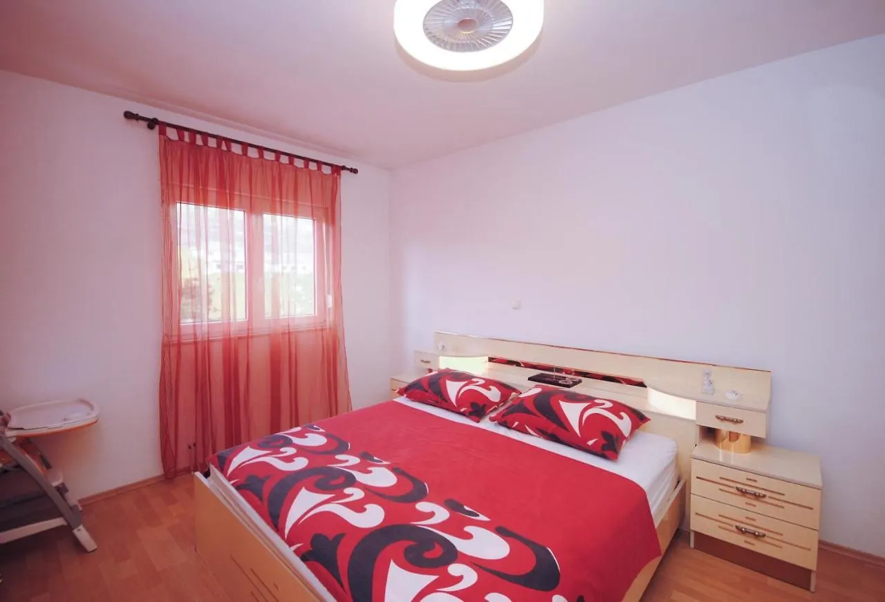 Holiday Apartments Lana Kastela