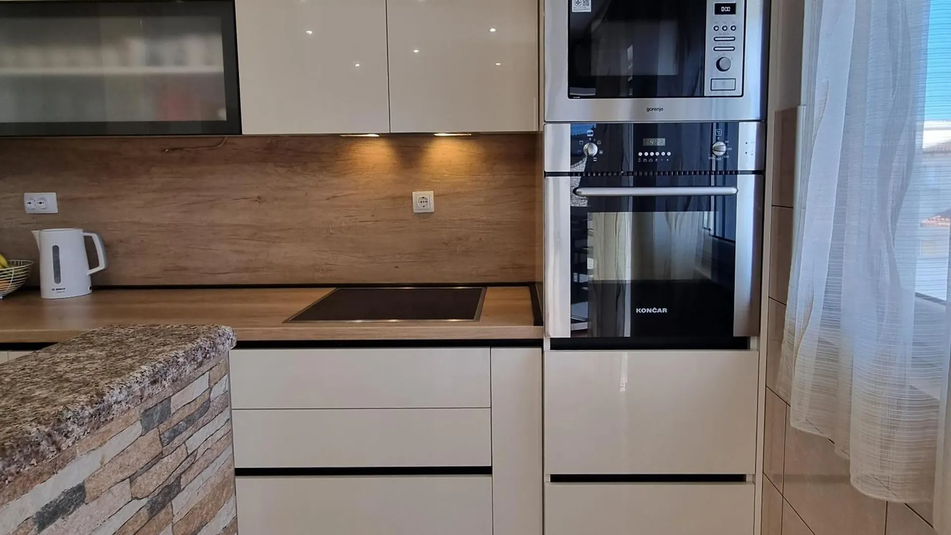 Holiday Apartments Lana Kastela Croatia