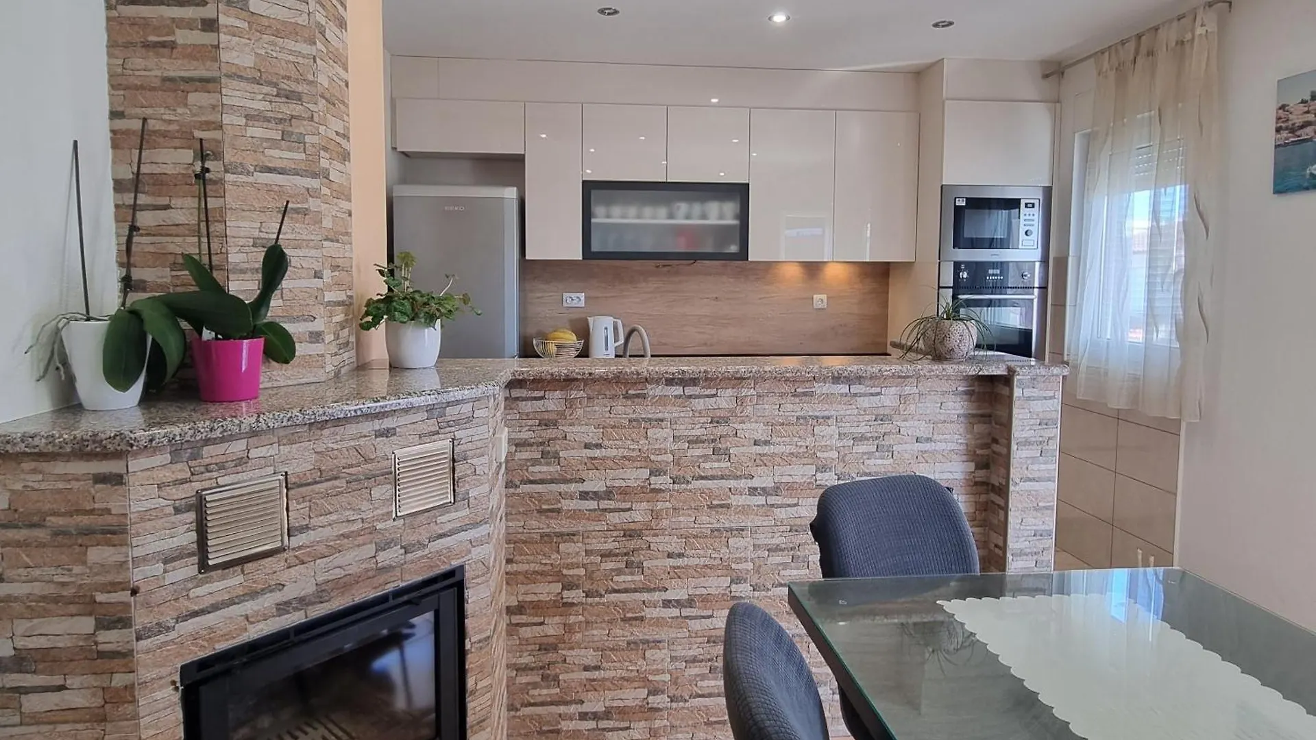 Holiday Apartments Lana Kastela